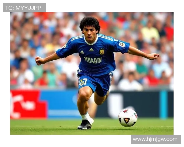 二十位传奇足球巨星纵横绿茵演绎经典瞬间与辉煌荣耀