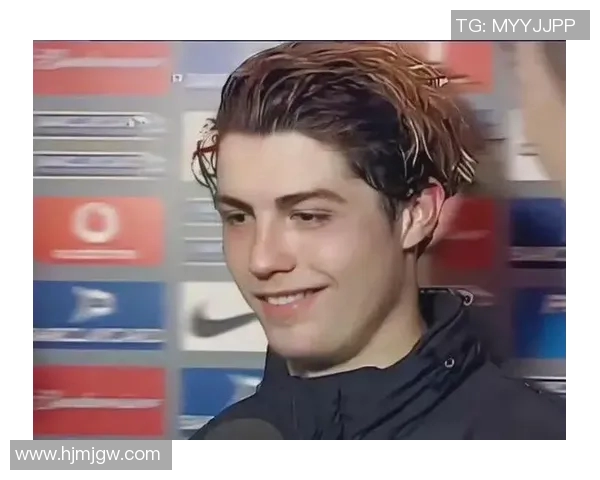 全球颜值最高的足球明星是谁 他凭借外貌和才华赢得粉丝的心