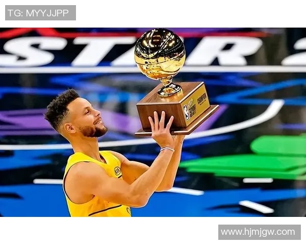 美国足球明星领衔新一代体育英雄塑造与影响力分析 美国足球明星领衔新一代体育英雄塑造与影响力分析